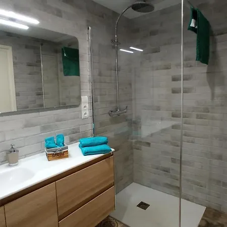 Nature 38 , Piscina , Aire Acondicionado , Barbacoa Y Parquing Privado Holiday home