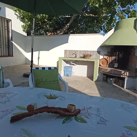 Nature 38 , Piscina , Aire Acondicionado , Barbacoa Y Parquing Privado Semesterbostad *