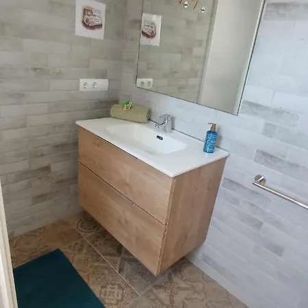 Nature 38 , Piscina , Aire Acondicionado , Barbacoa Y Parquing Privado *